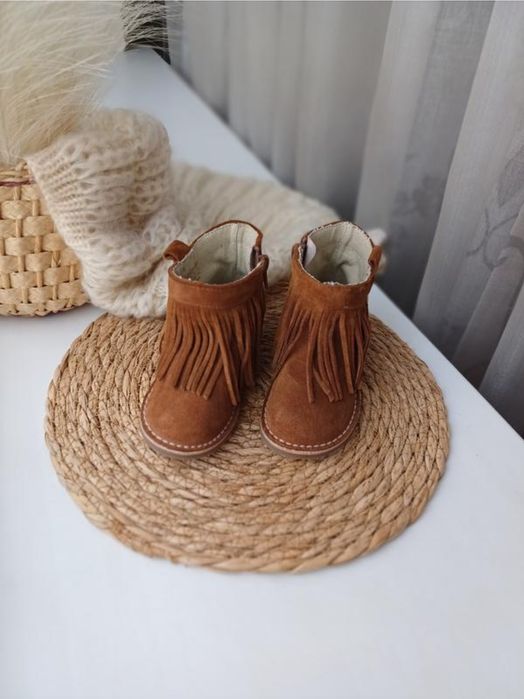 Черевики чоботи ботінки на дівчинку