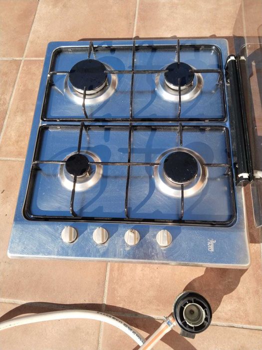 fogão a gás Teka com 4 Bicos