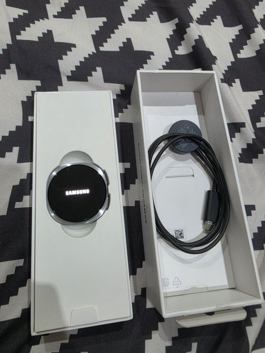 Smartwatch samsung 8  44mm