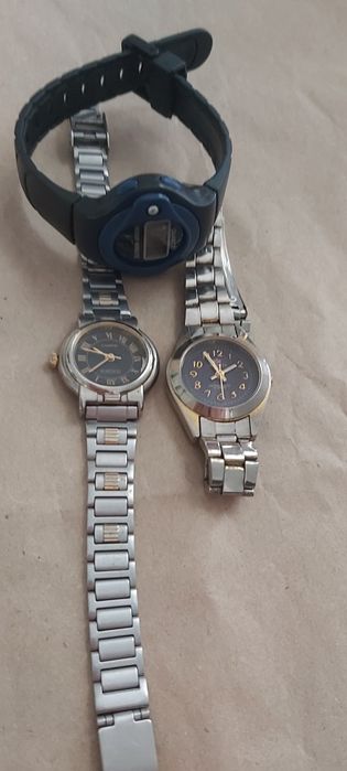 Продам часы кварцевые.
