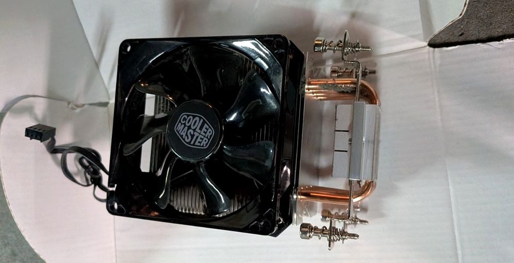Cooler CPU Cooler Master com 4 Heatpipes + Ventoinha