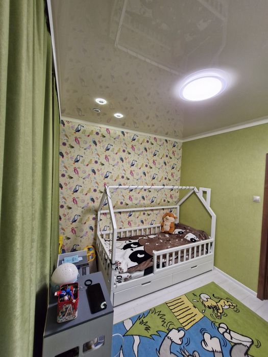 Продам квартиру в центрі м. Берестин Харківська область