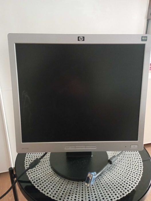Monitor HP com pouco uso447189731142553600