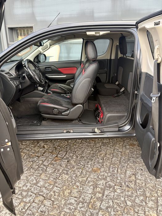 Mitsubishi L200 2.3 DI-D 4WD Evolution IVA Dedutivel