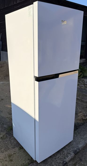Lodówka Beko 145cm