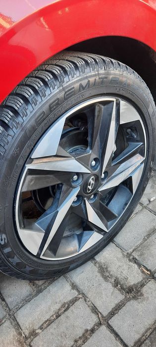 Opony zimowe 225/45/17 Maxxis Premitra 7mm 2020 stan bdb komplet