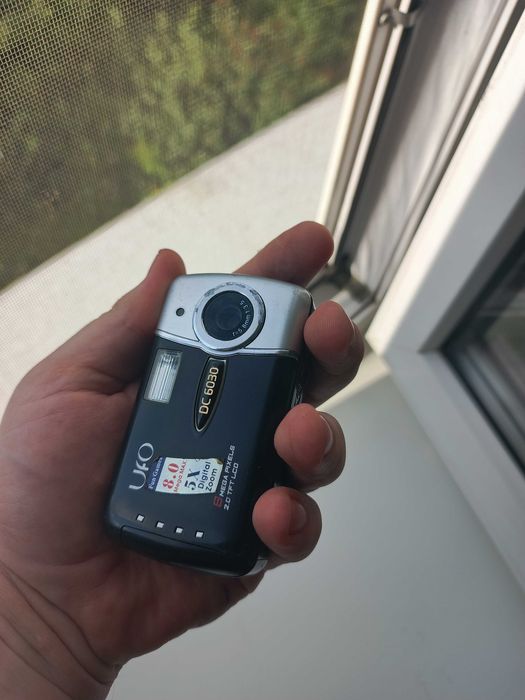 стильна Retro камера  UFO, 8mp + Комплект