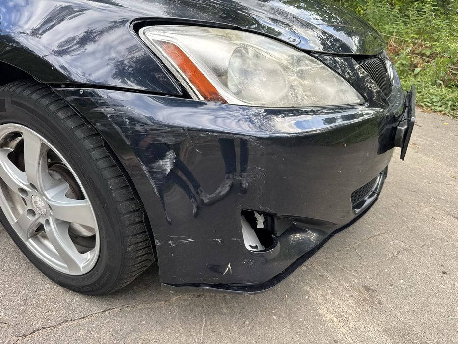 Lexus is 220d, 2007рік
