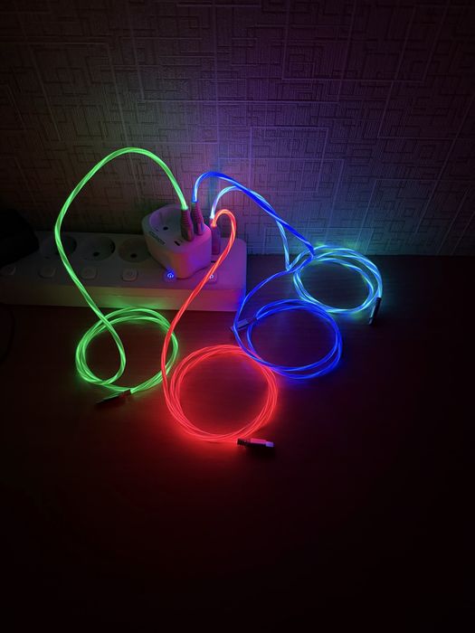 Кабель з LED-підсвіткою USB-A - USB-C/Lightning 60W 1м