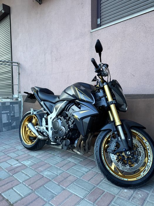 Honda CB 1000R.