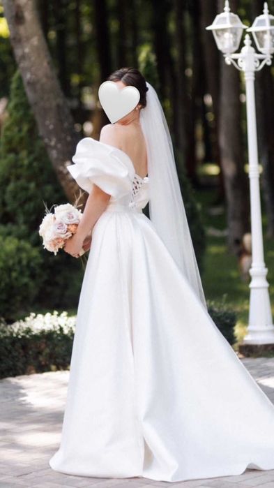 Весільна сукня, ідеальний стан