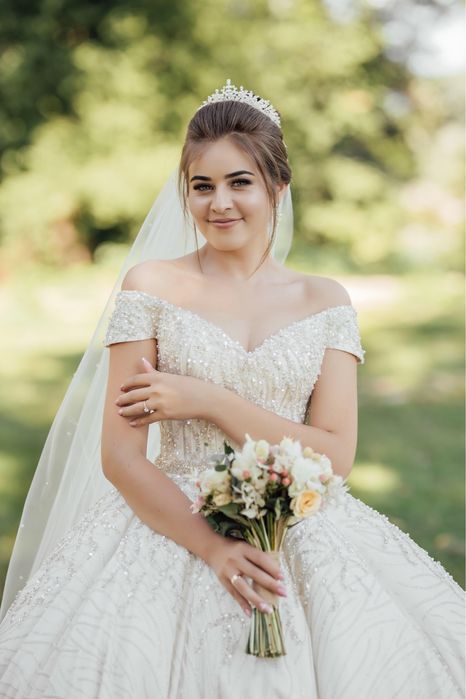 Плаття весільне