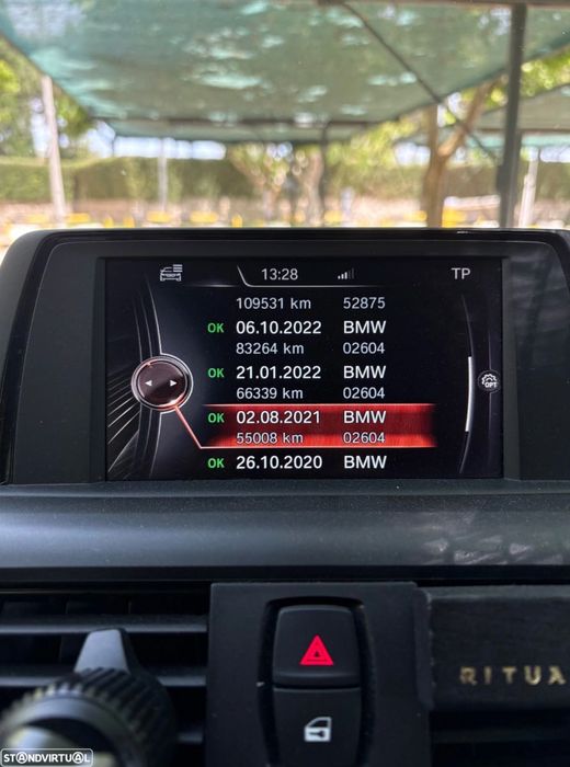 BMW 116d | Auto | Viatura Nacional | Urban Line | Histórico BMW