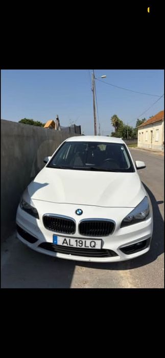 BMW 216d grand tourer