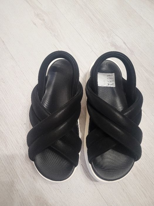 Сандалии жіночі NIKE AIR MAX Isla нові original