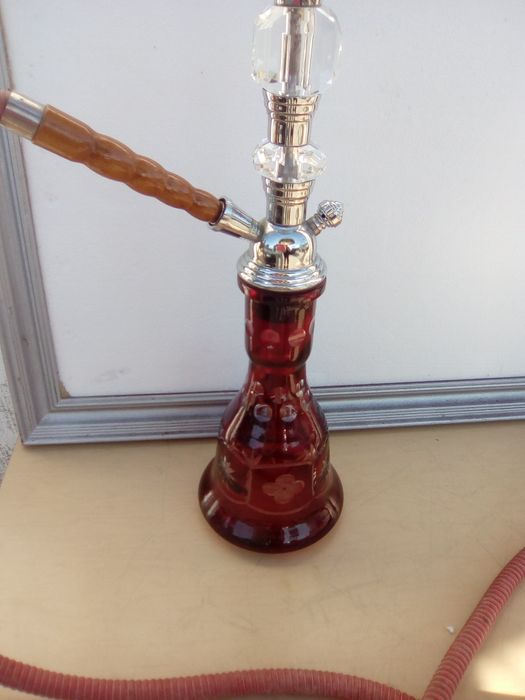 Peça decorativa em vidro e metal