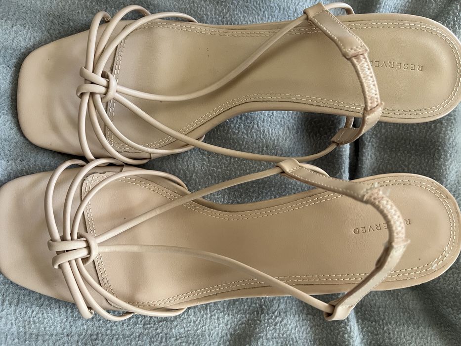 Sandałki Reserved 40