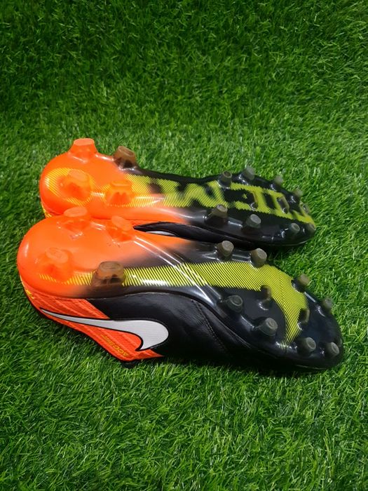 Profesjonalne Elite korki Nike Tiempo Legend VI FG 45