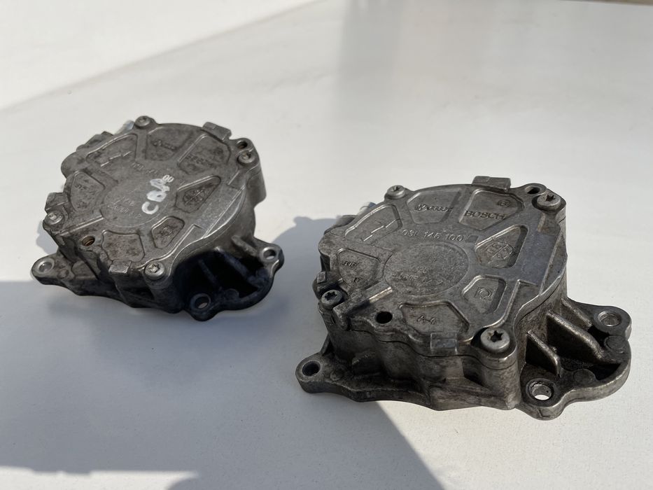 Вакуумный насос Пассат Б6 2.0 TDI 103KW 03L 145 100 насос вакуумний B6