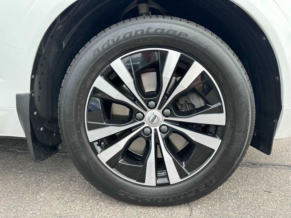 Volvo XC60 Momentum