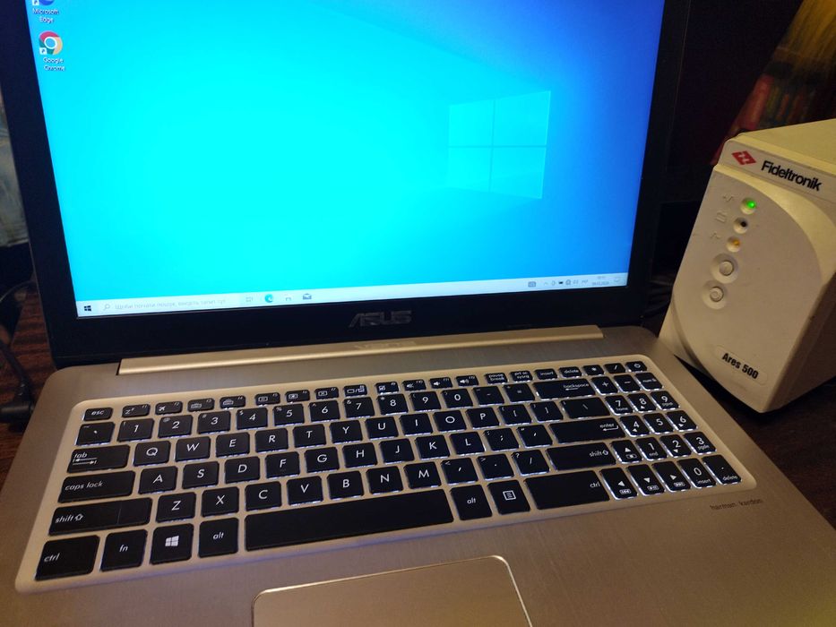 Игровой ноут ASUS M580 15.6" i5-7300HQ/RAM8Gb/GTX1050/SSD256Gb/HDD320G