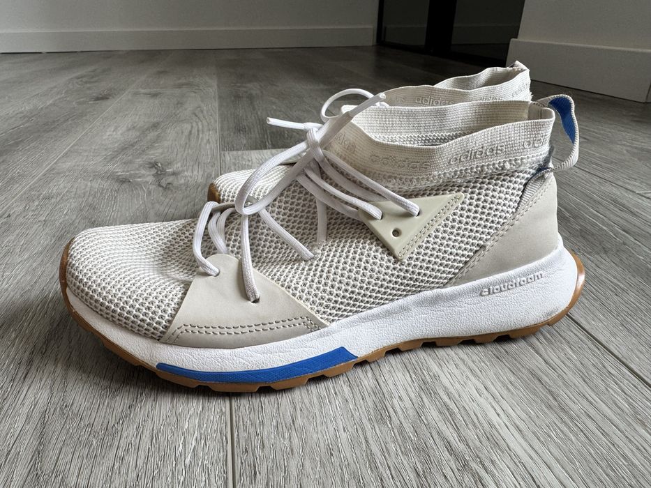 Жіночі кросівки ADIDAS