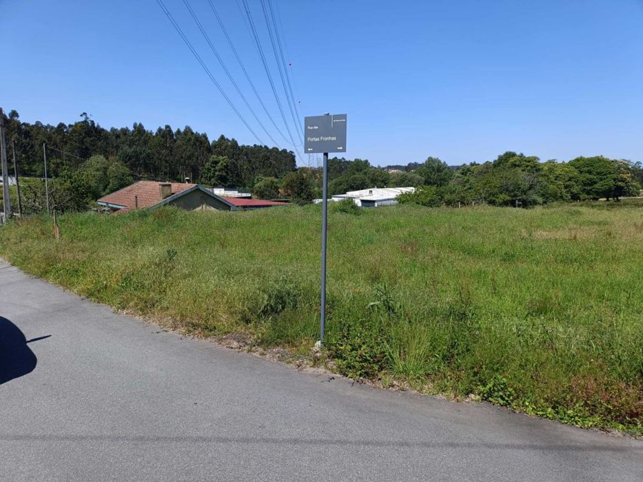 Terreno à Venda – Olival, Vila Nova de Gaia – 2.120 m²