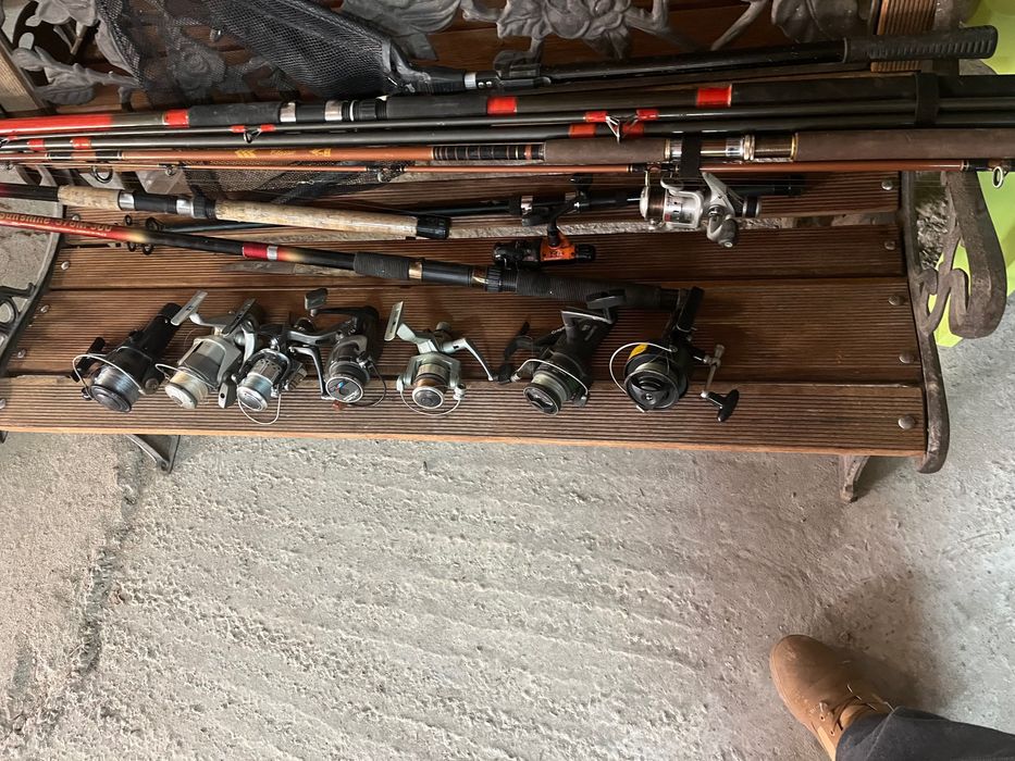 Canas de pesca e carretos de pesca
