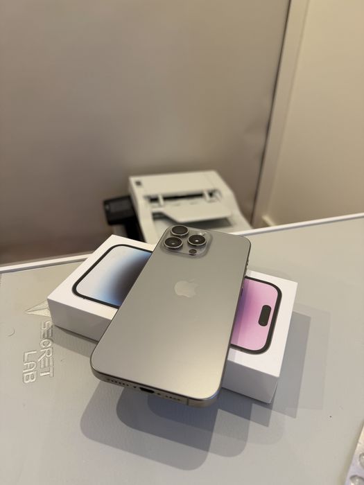 iPhone 15 Pro Max 256GB – Titânio Natural – Impecável