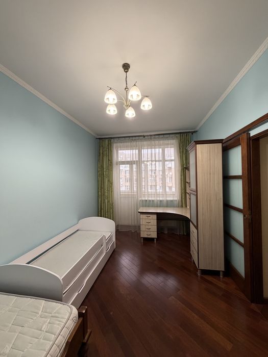 Оренда просторої 3-кімнатної квартири в Новобудові на пр. Чорновола 67