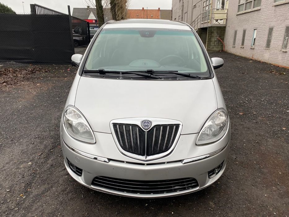 Napęd wycieraczek przód Lancia Musa lift 10r