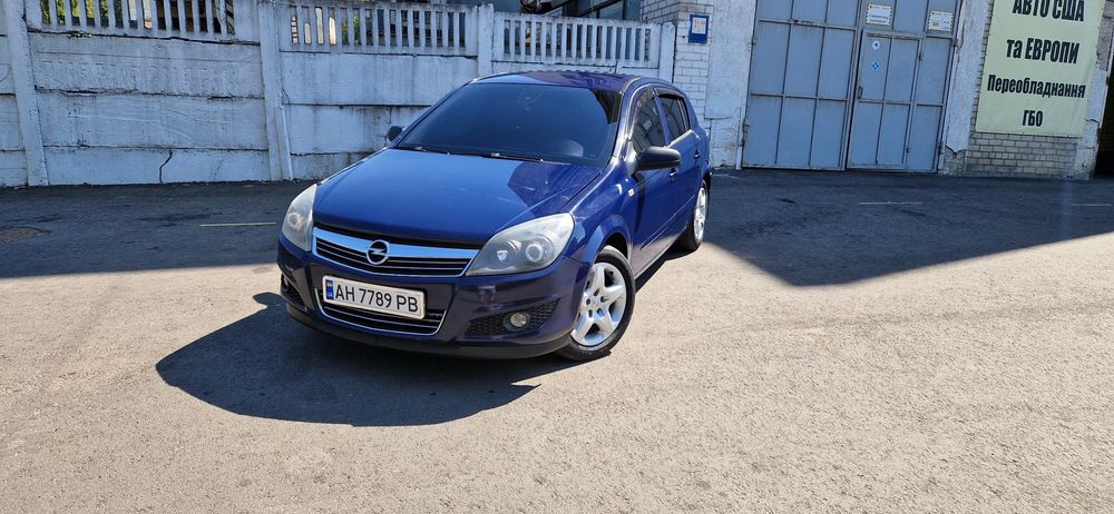 Опель Астра H 2007г
