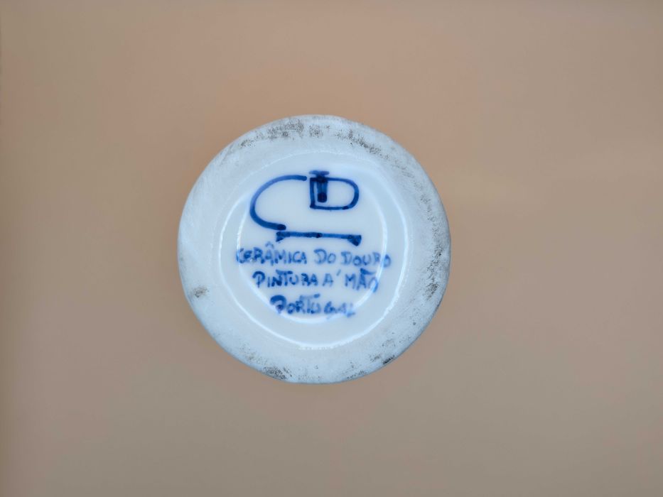 Jarra com prata Cerâmica do Douro