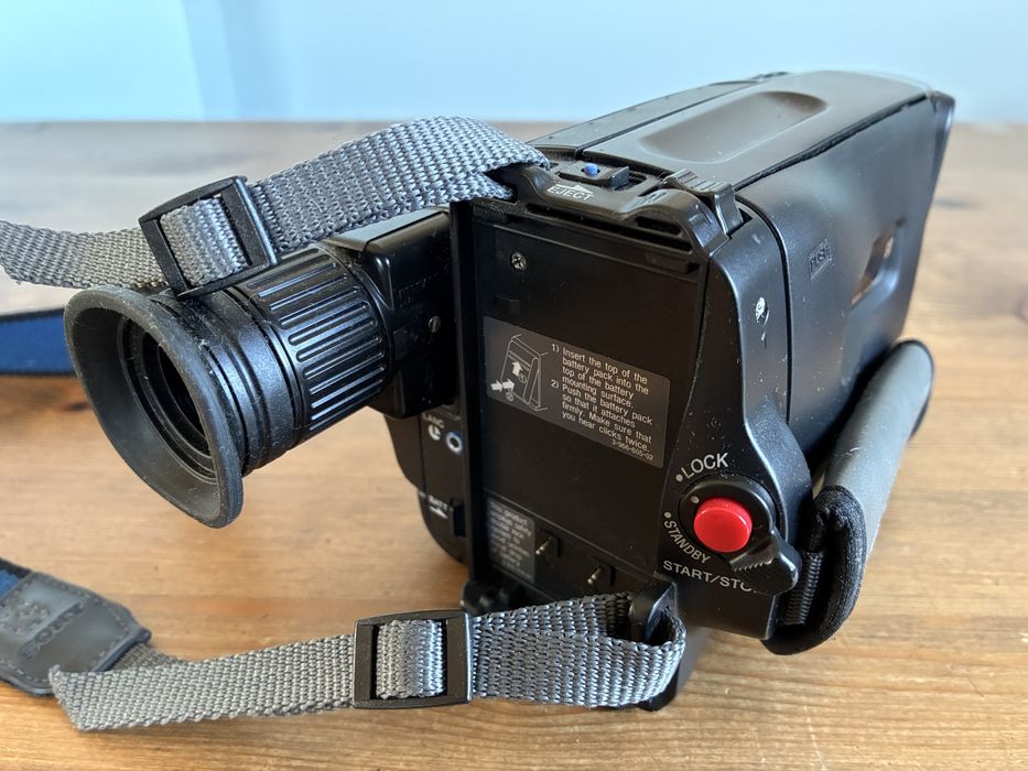Kamera Sony CCD-TR402E PAL