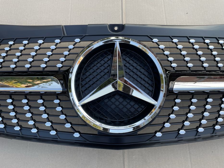 Решетка радиатора диамантовая на VITO VIANO W 639