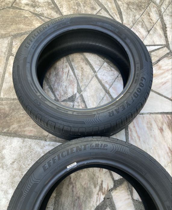 215 55 R17 GoodYear 85%Piso Pneus