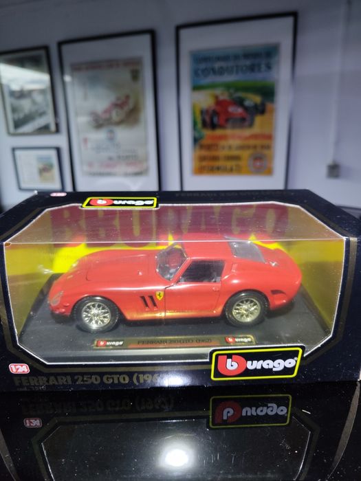 Coleção miniaturas Ferrari Bburago 1/24