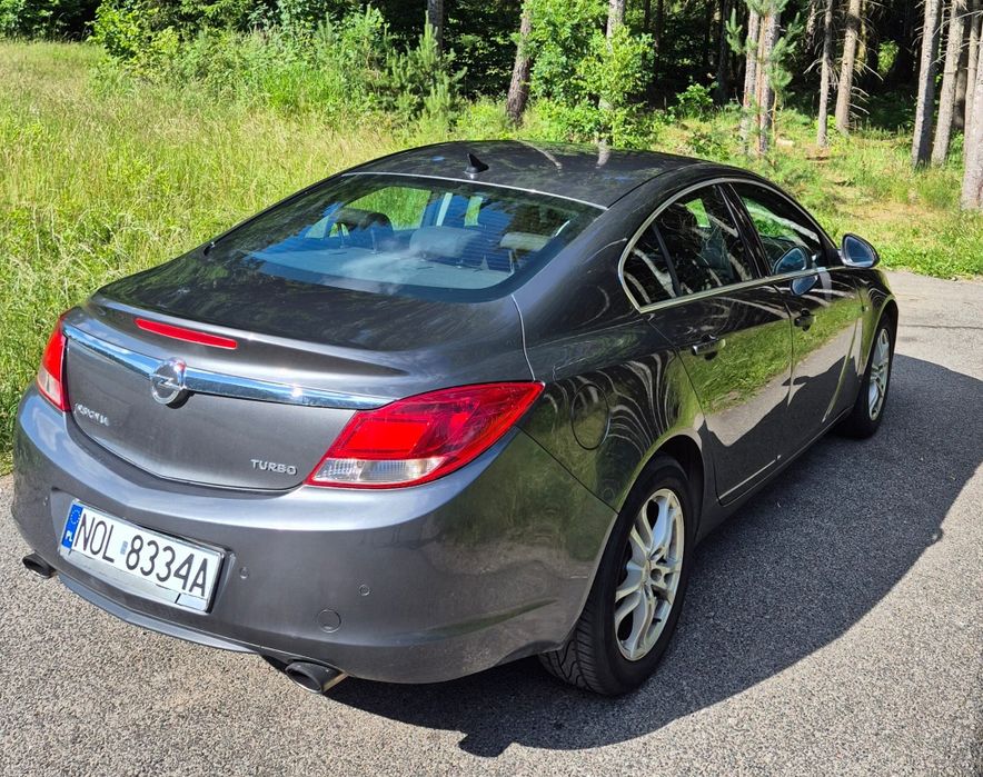 Opel Insignia 1.6t 180km