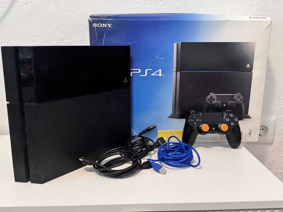 PS4 FAT com 500GB
