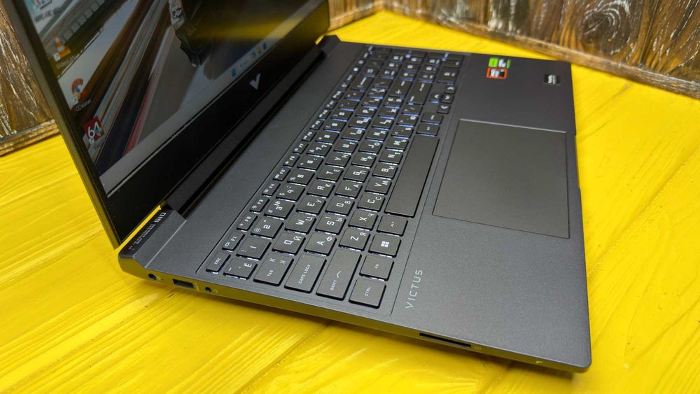Потужний Ігровий Ноутбук Hp Victus 15-FB2000NR /RTX 4060 8 GB/ГАРАНТІЯ