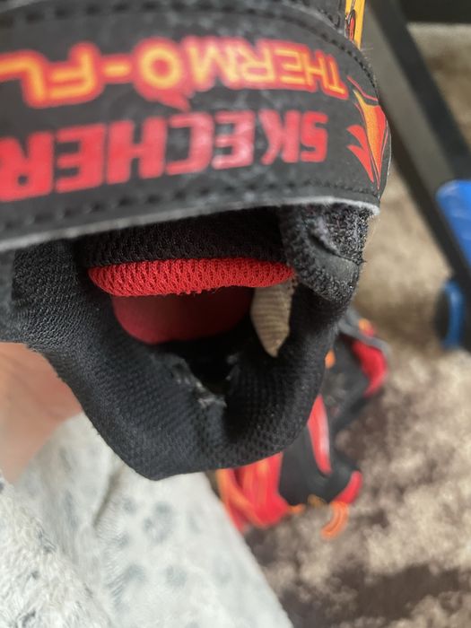 Кросівки Skechers для хлопчика розмір 31