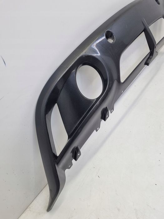 aston martin vanquish dyfuzor spoiler zderzaka tył tylny carbon