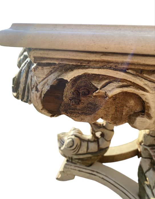 Mesa em Madeira com Tampo de Mármore
