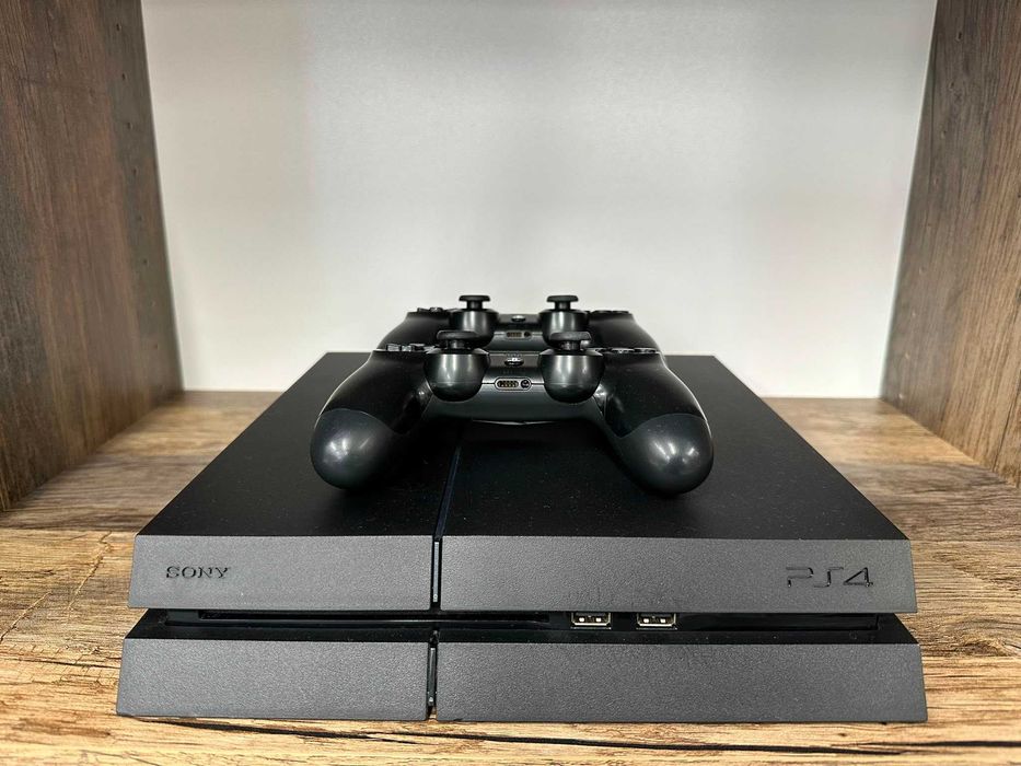 Konsola Sony PS4 PlayStation4 FAT CUH-1216B 1TB czarna + 2 pady stan bdb gwarancja