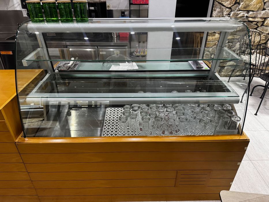 Vitrine Expositora de Pastelaria