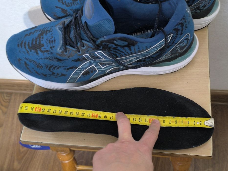 Кросівки ASICS GEL CUMULUS 23 розмір 49-49,5