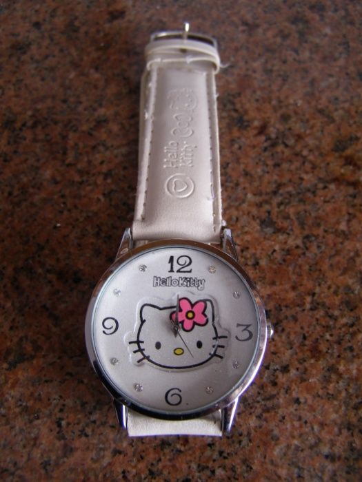 relógio Hello Kitty - descida de preço