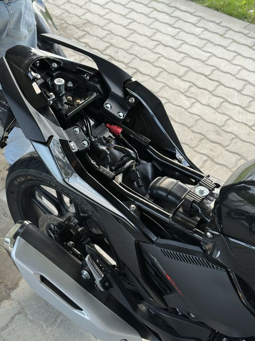 Lifan kps 200 чорний