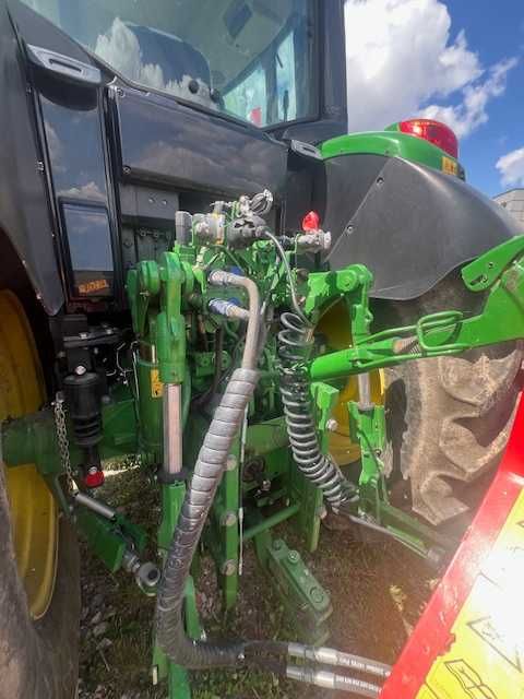 Ciągnik John Deere 6135 M