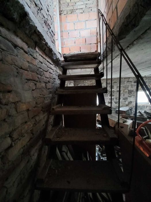 Продам ділянку з недобудованим будинком Хотянівка, 15 км Київ,перша лінія від каналу